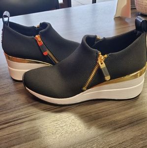 DKNY Palma Wedge Sneaker